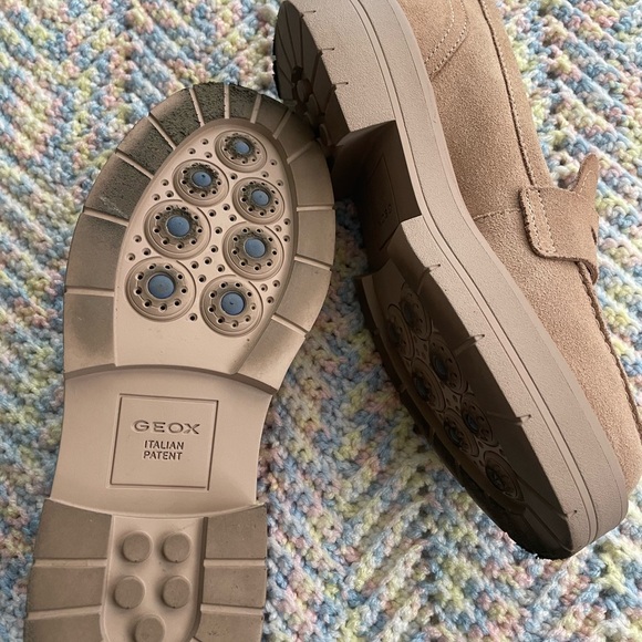 Geox Beige Suede Loafers Women's 👞 size 8 - Picture 8 of 16